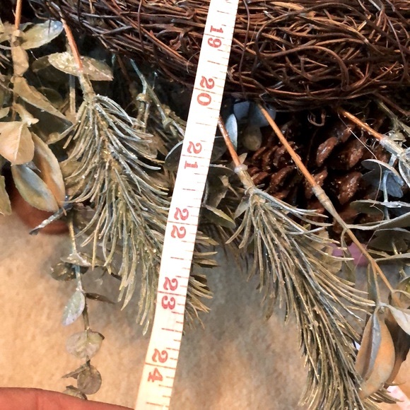 North Pole trading Co.Faux greenery and natural pinecone holiday wreath 24 inch - Picture 11 of 12